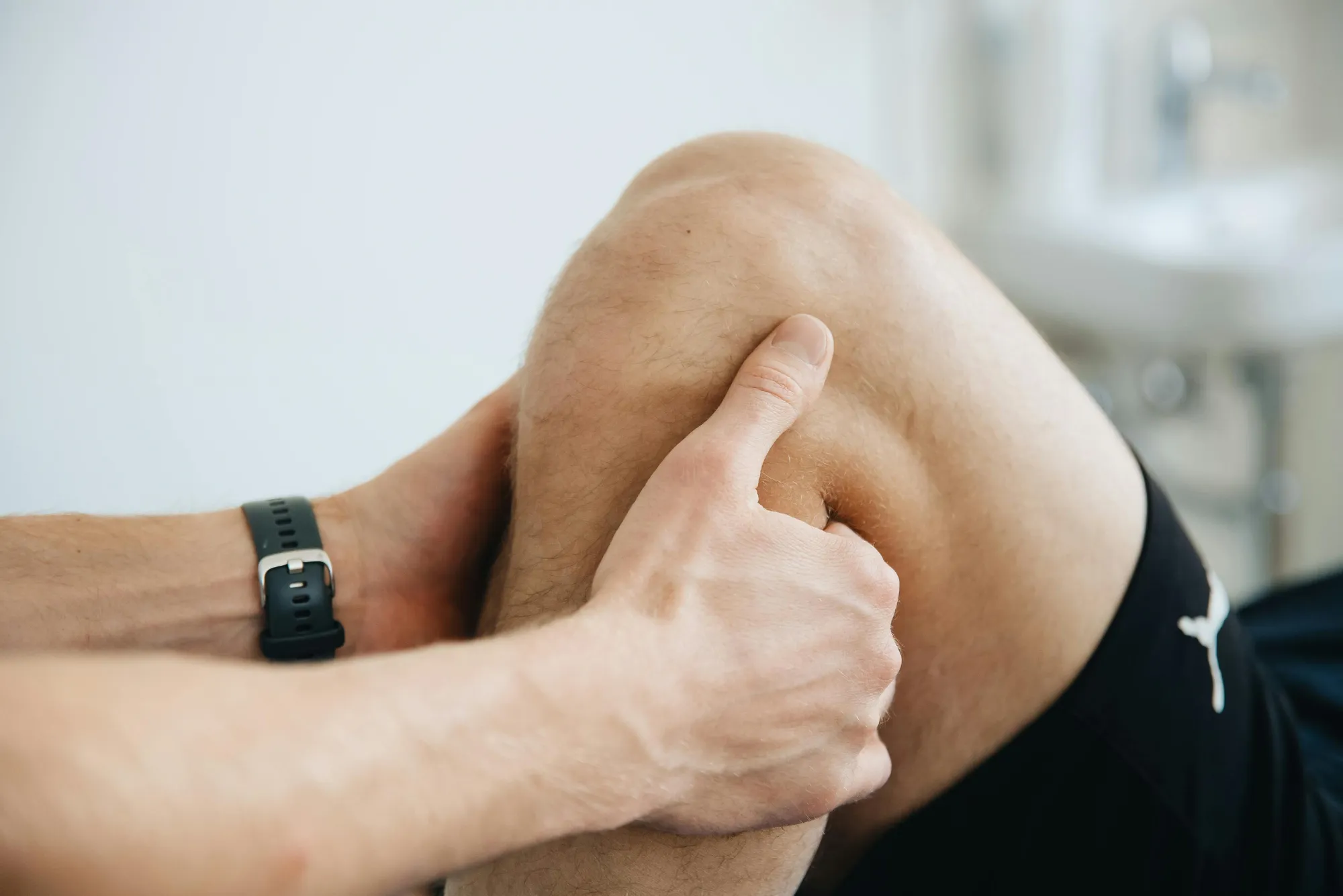 Traslado osteocondral autólogo artroscópico tratamiento eficaz para restaurar cartílago dañado y proteger tu rodilla a largo plazo